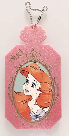 美品 アリエルカードケース