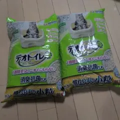 ユニ・チャーム デオトイレ 消臭抗菌サンド 慣れやすい小粒 2袋セットのサムネイル