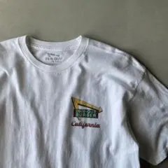 Item thumbnail for item bfa995a4-70b3-489a-848d-52fc31a2d165