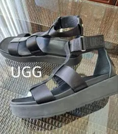 ■美品■ UGG サンダル バミューダ 厚底 23.5 スポーツサンダル