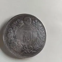 明治27年 一円銀貨 龍デザイン - メルカリ