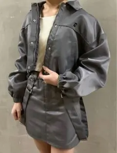 EMODAボックスEマークショートブルゾン＆ハングサスペンダーミニスカート