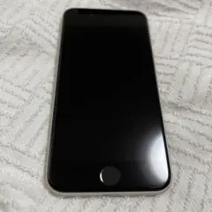 Apple iPhone SE 第3世代　スターライト