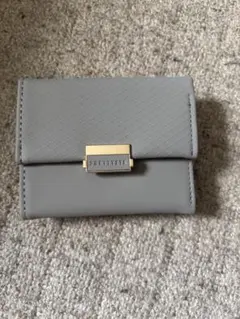 PRETTYZYS 三つ折り財布 グレーのサムネイル