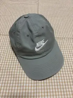 新品未使用♡大人気完売品♡emmiで購入＊NIKEキャップ　くすみグリーン
