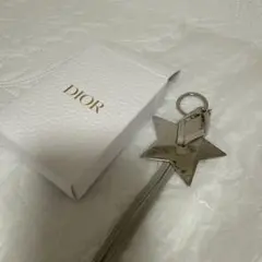 Dior 星型キーホルダー シルバー