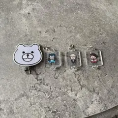 ダンガンロンパ 100均コラボ　刺繍前髪クリップ・アクリルチャームのサムネイル