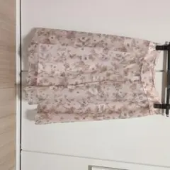Aylesbury 花柄 フレアスカートのサムネイル