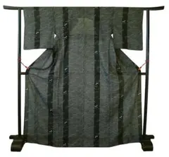 美品 夏物 はたおり娘 本場夏結城紬（正絹）仕立上り＜TT1396＞ - メルカリ