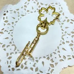 Item thumbnail for item c664f399-9c90-44f0-9755-07f381ce839a