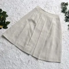 KarL Park Laneタックフレアスカート ベージュ サイズ9のサムネイル