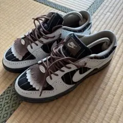 NIKE Dunk Low ウィングチップ フリンジ スニーカーのサムネイル
