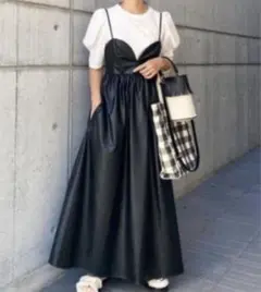 ZARA レザー風ワンピース　M