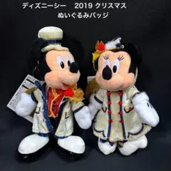 値下　ディズニーシー／ミッキー＆ミニー／ 2019 クリスマス ぬいぐるみバッジ