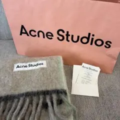 美品！！Acne Studiosマフラー グレーミントのサムネイル