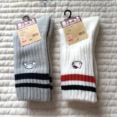 サンリオキャラクターズ ヒートテックソックス　ハローキティ　シナモロールユニクロ