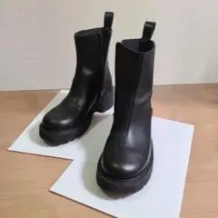 CAMPER　厚底ブーツ