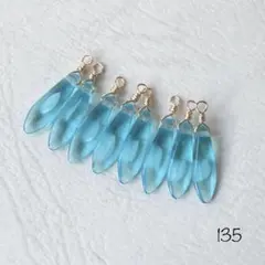 135チェコビーズ　ダガー　コンビ ライトブルー