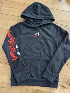 アンダーアーマー　裏起毛パーカー　赤ロゴ　YLG 150