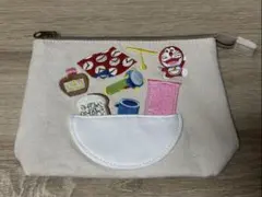 ドラえもん ひみつ道具 刺繍ポーチ（四次元ポケット）のサムネイル