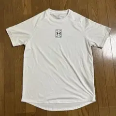 Under Armour ホワイト Tシャツ Lサイズ