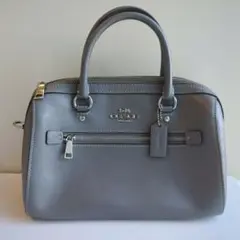 美品　コーチ　ショルダーバッグ　ローアンサッチェル　　本革　グレージュ