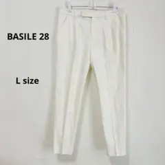 バジーレ　BASILE28 テーパードパンツ　L ホワイト　センタープレス