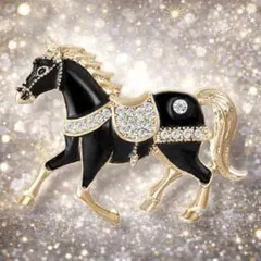 ブラック ジャケット ブローチ　午年　ホース　馬　開運　黒　卒業式　入学式