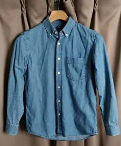 ユニクロ デニムシャツ（ボタンダウンカラー・長袖） ブルー XS