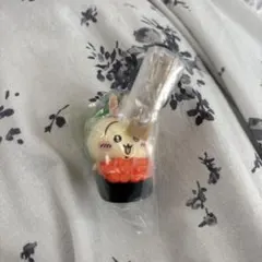 ちいかわ寿司 フィギュアキーホルダー うさぎ いくら