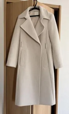 アイボリー ラペルカラー ロングコート ベルト付き　34