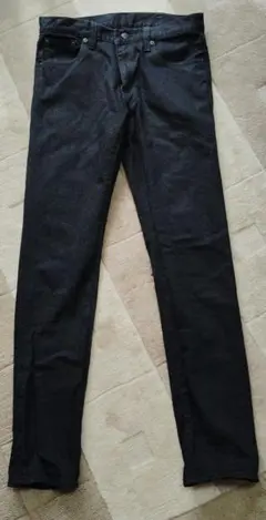 UNIQLO　ブラック スキニーパンツ　サイズ31インチ