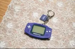 ニンテンドーミュージアム　キーホルダー　ゲームボーイアドバンス