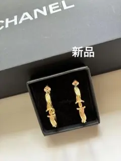 新品CHANEL ココマーク フープピアス ゴールドカラーのサムネイル