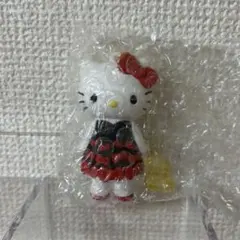 ハローキティ展　シークレットマスコットチャームB ドレス