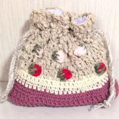 ハンドメイドかぎ編み巾着袋 　コットン　苺刺繍　小物入れ　ポーチ　内布付き