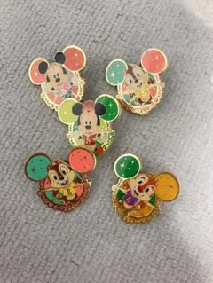 チップとデール、ミッキーミニー　ディズニーピンバッジ