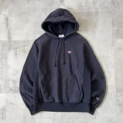 USA規格　チャンピオン　リバースウィーブ　パーカー　刺繍ロゴ　ナス紺　短丈　M