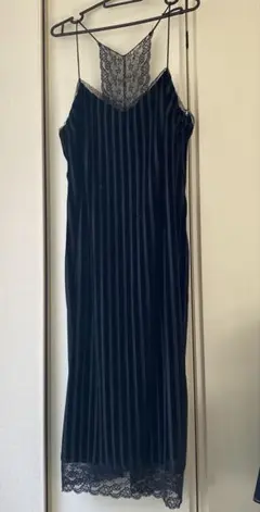【美品】ZARAストライプベロアキャミワンピース