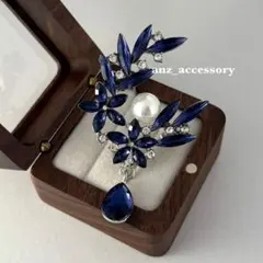 ブルーフラワーブローチ　シルバー　パール