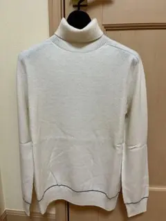 ＋J UNIQLO ユニクロ　3Dカシミヤタートルネックセーター　Sオフホワイト