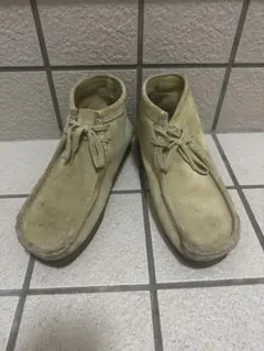 A*A様 クラークス　ワラビーブーツ　スエード　ラバーソール　ボロ