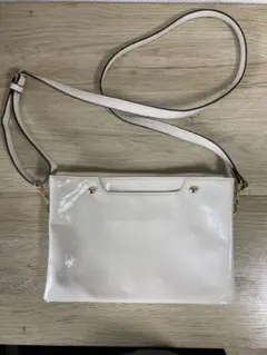 オフホワイトショルダーバッグ