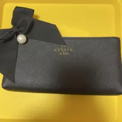未使用 LANVIN in Blue 黒 リボンポーチ