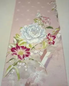 京友禅　はぎれ〈5859〉桜に鈴蘭　ピンク地模様　着物Kyo yuzen