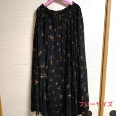 Earth　花柄プリーツスカート　フリーサイズ