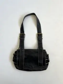 美品✨ヴィヴィアン アコード ショルダーバッグ レザー 黒 ステッチ デカオーブ ヴィヴィアンウエストウッド ショルダーバッグ アコード
