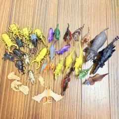 昆虫　恐竜　フィギュア　まとめて