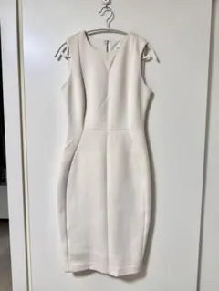 【Calvin Klein】ノースリーブタイトワンピース
