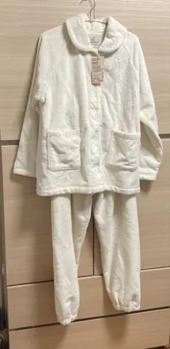 Item thumbnail for item 7cfc31aa-f2bf-4d58-bb50-5d4811aefb97